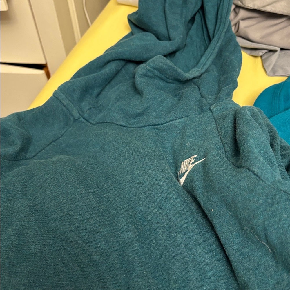 Nikedark green  hoodie Sweatshirt - Picture 2 of 5